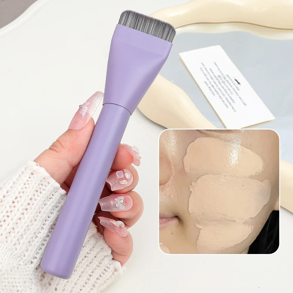 Ультратонкая кисть для основы макияжа с плоской головкой