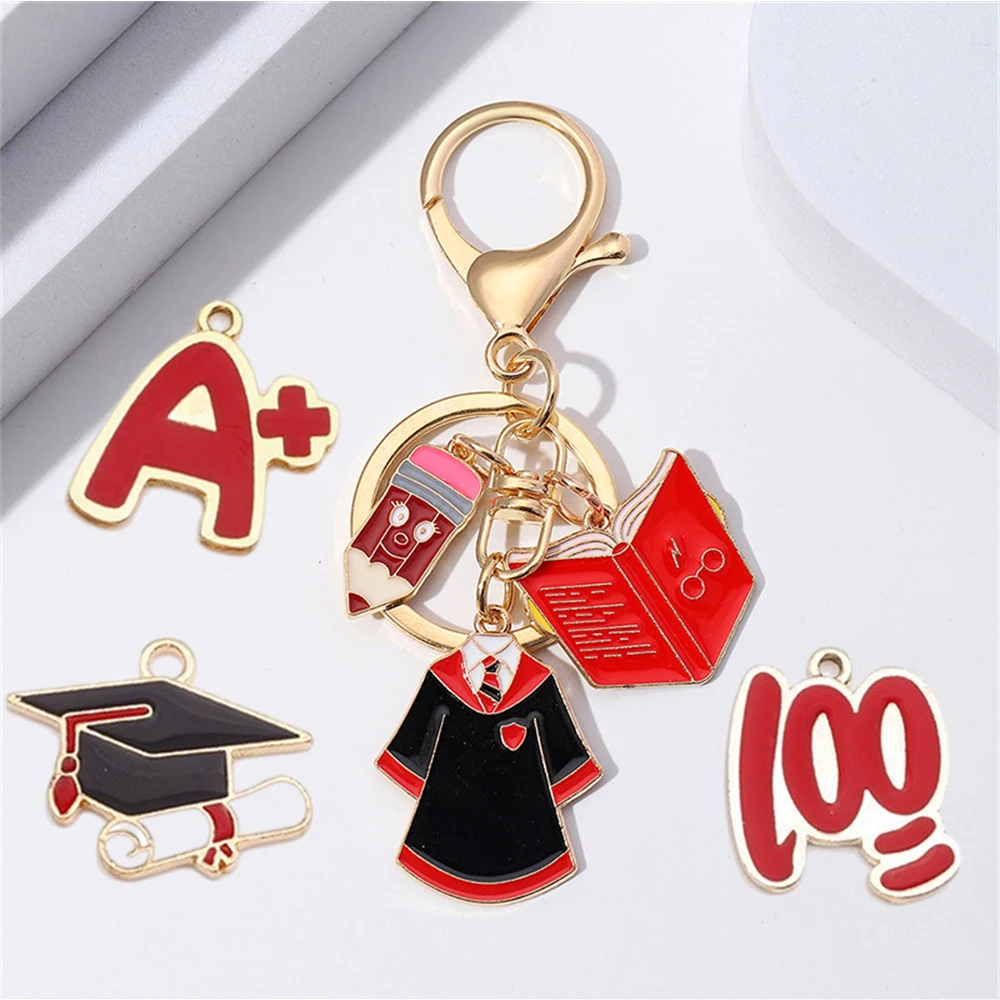 

3Style Graduation Gown Cap KeyChain Doctor Cap Key Chain Friend Student Graduation Gifts A+Good Luck Keyring School Bag Pendents