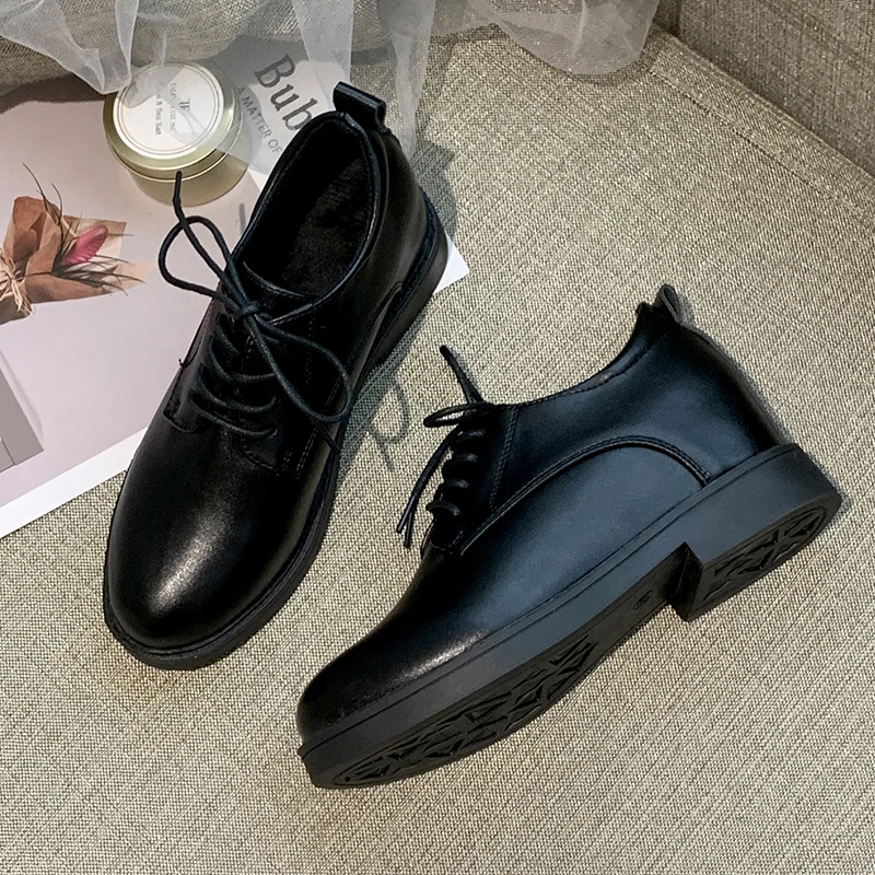 Black Patent Leather Platform Shoes 