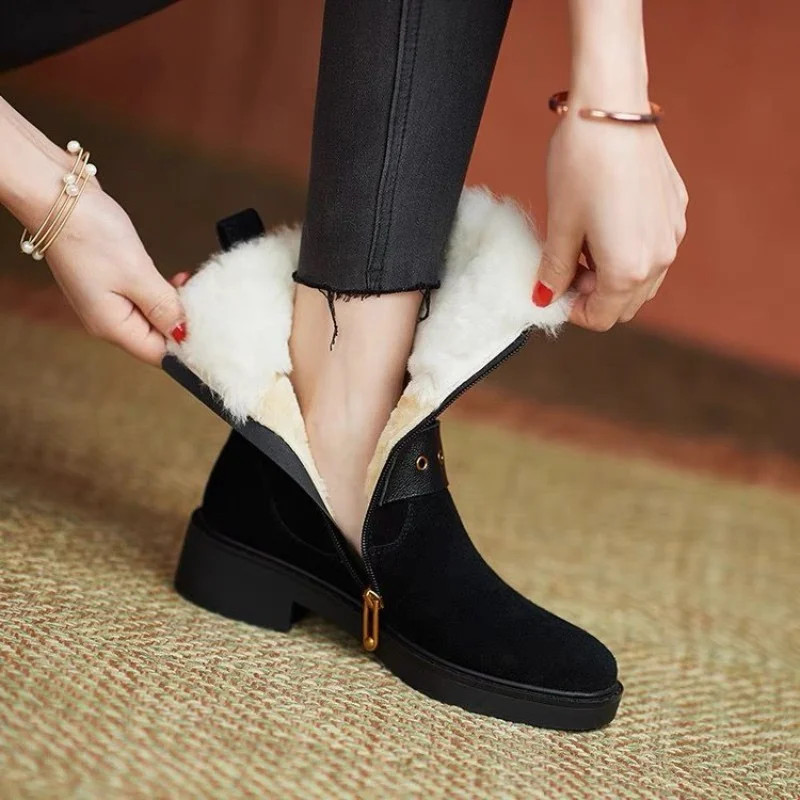 

All Black Snow Boots Women's Fur Boots Winter 2023 Warm Wool Boots Casual Women's Boots Handmade Platform Boots Commuter Boots