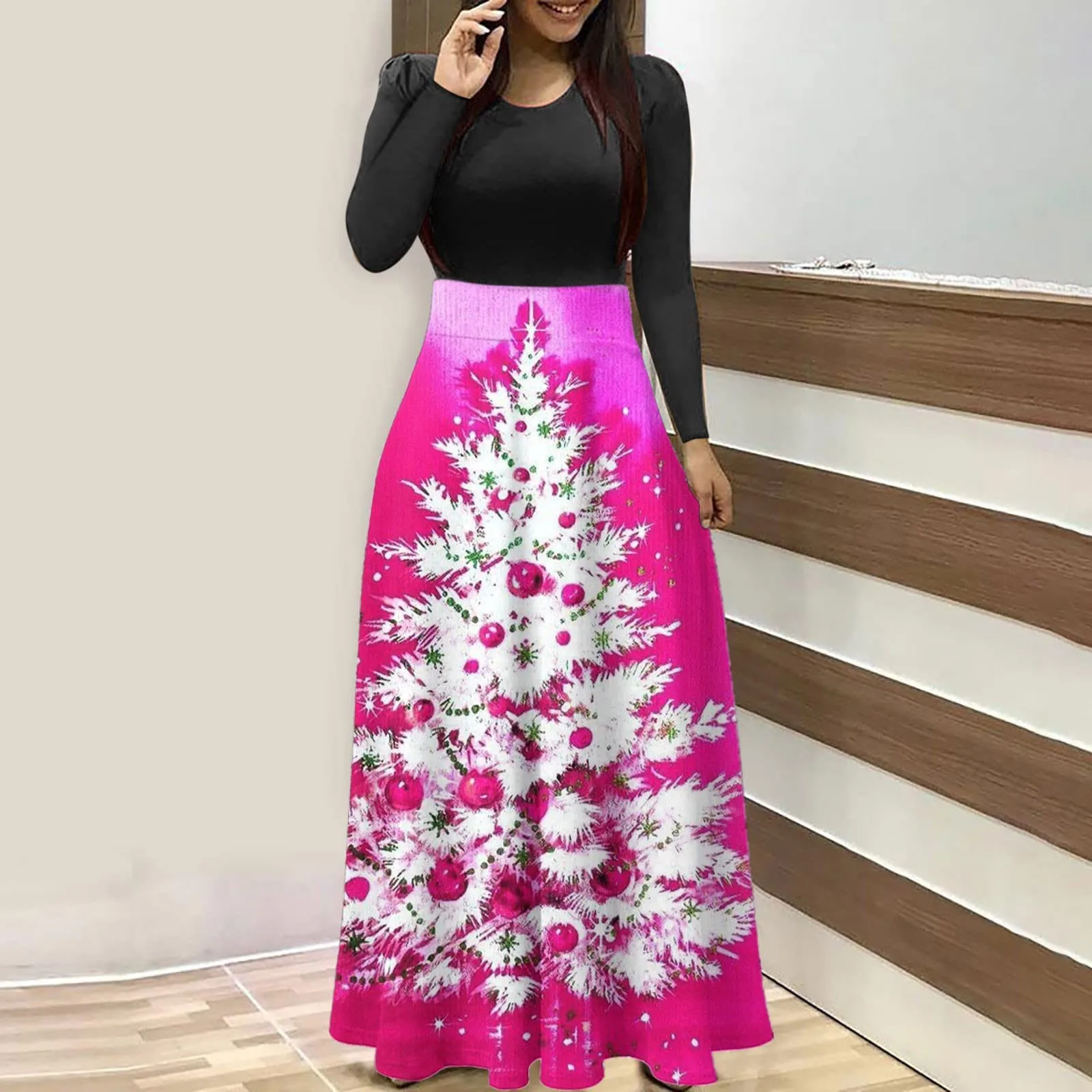 

Женское длинное платье-макси с принтом «елка»