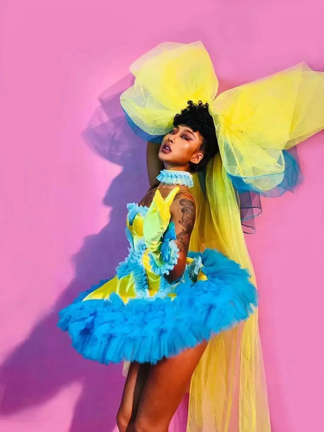 Ночной клуб бар рождественская вечеринка яркий цвет головной убор с большим