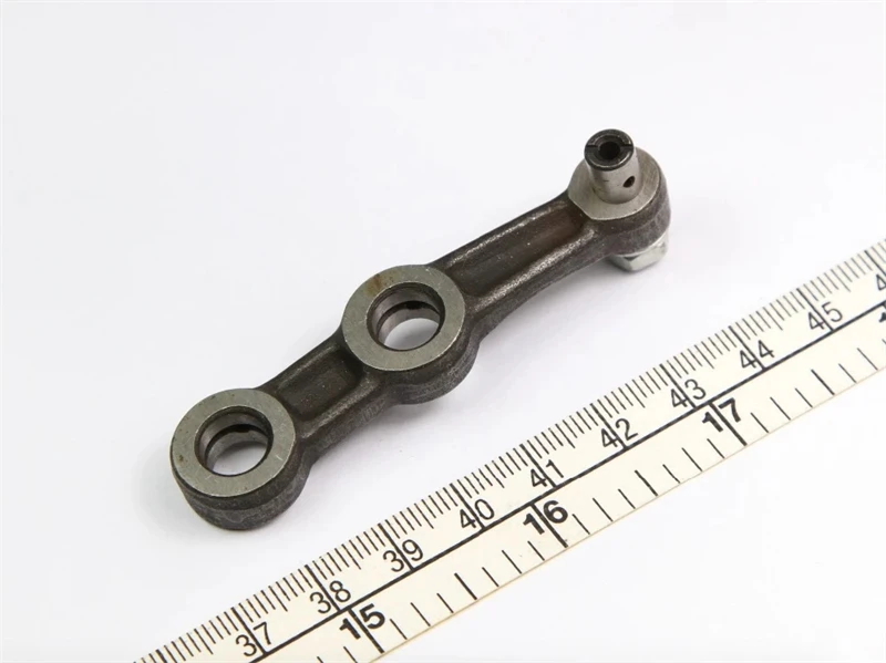 

2pcs CHINESE QUILTING EMBROIDERY MACHINE PARTS DRIVE LEVER IRON MATERIAL