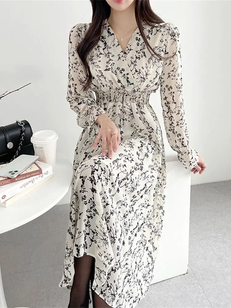 

HziriP Florals V-Neck Chic Long Dress Women Flare Sleeves Gentle Close Waist 2022 Chiffon New Party Streetwear Mujer Vestidos