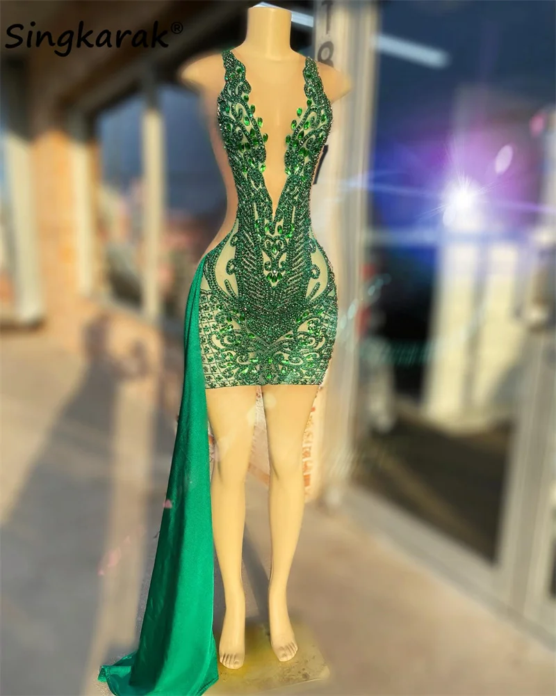 

Luxury Green Diamonds Prom Dresses Side Train Sexy Sparkly Beads Rhinestone Crystal Feathers Birthday Party Cocktail Gowns