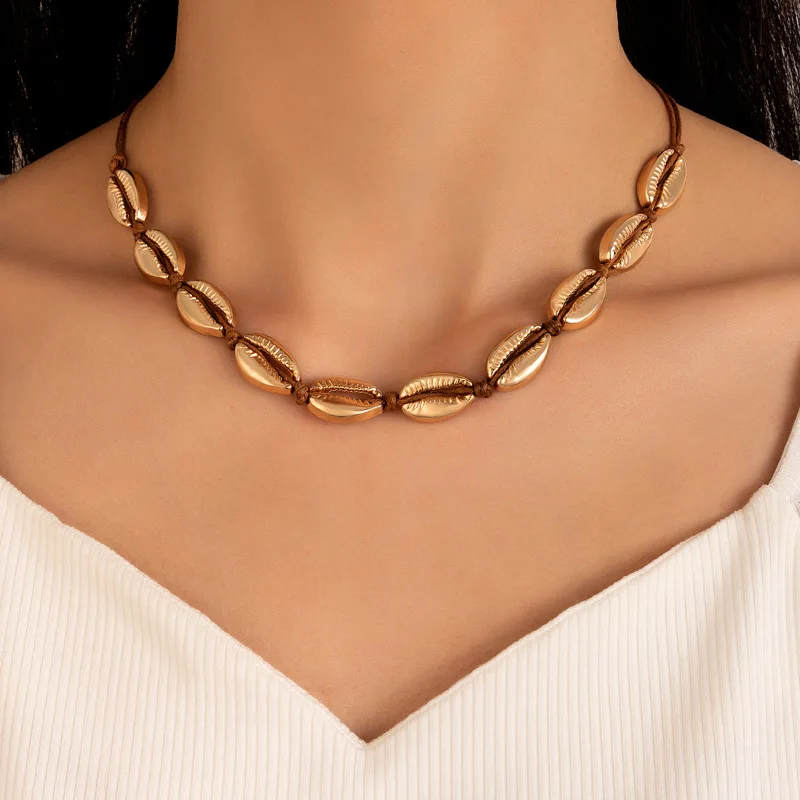 

2022 Newest Gold Metal Shell Necklace For Women Ethnic Style Braided Cord Clavicle Chain Necklace Beach Style Accessories