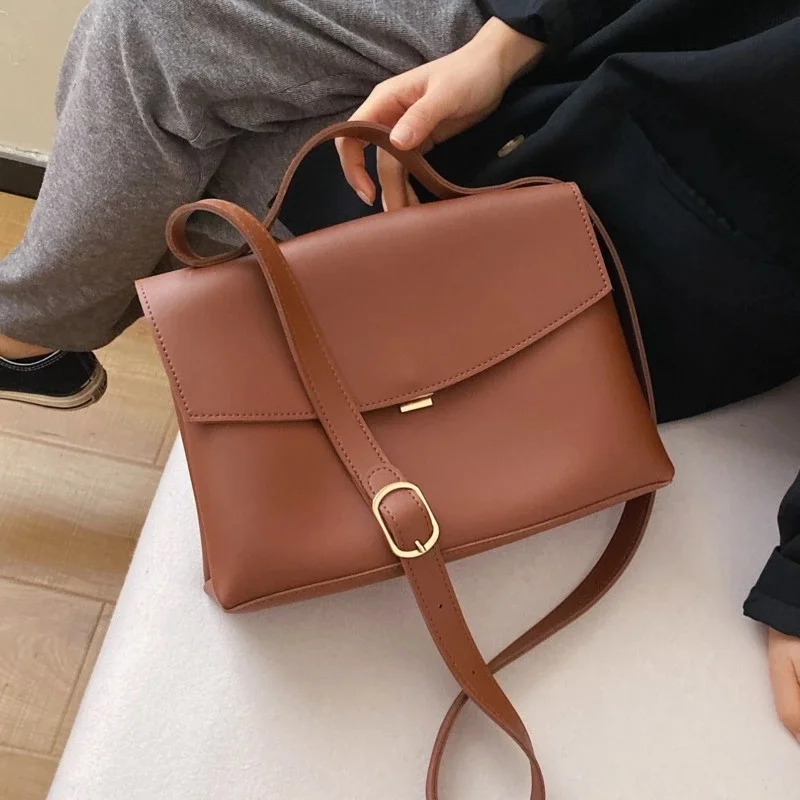 

Сумка-мессенджер женская из экокожи, модный саквояж-тоут в винтажном стиле, дизайнерская сумочка-тоут, чемоданчик на плечо большой вместимости