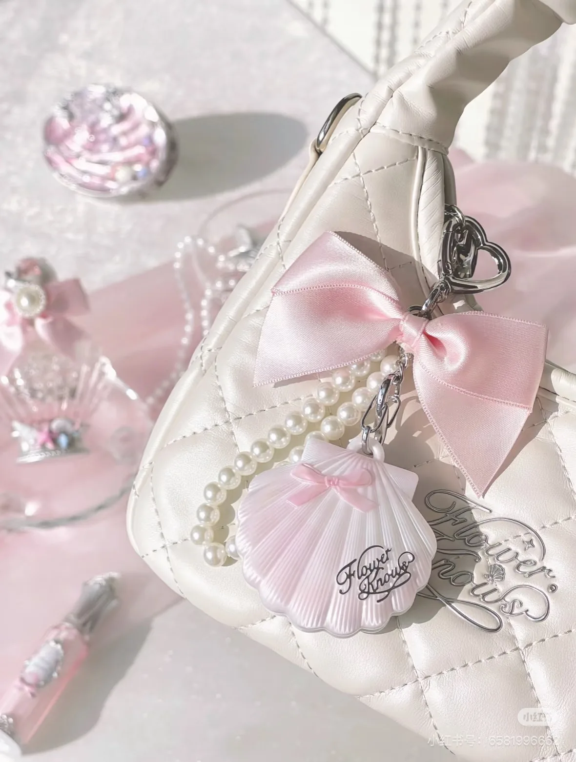 Фото Flower Knows Limited Edition Shell's Jewel Новый стиль, косметичка №2