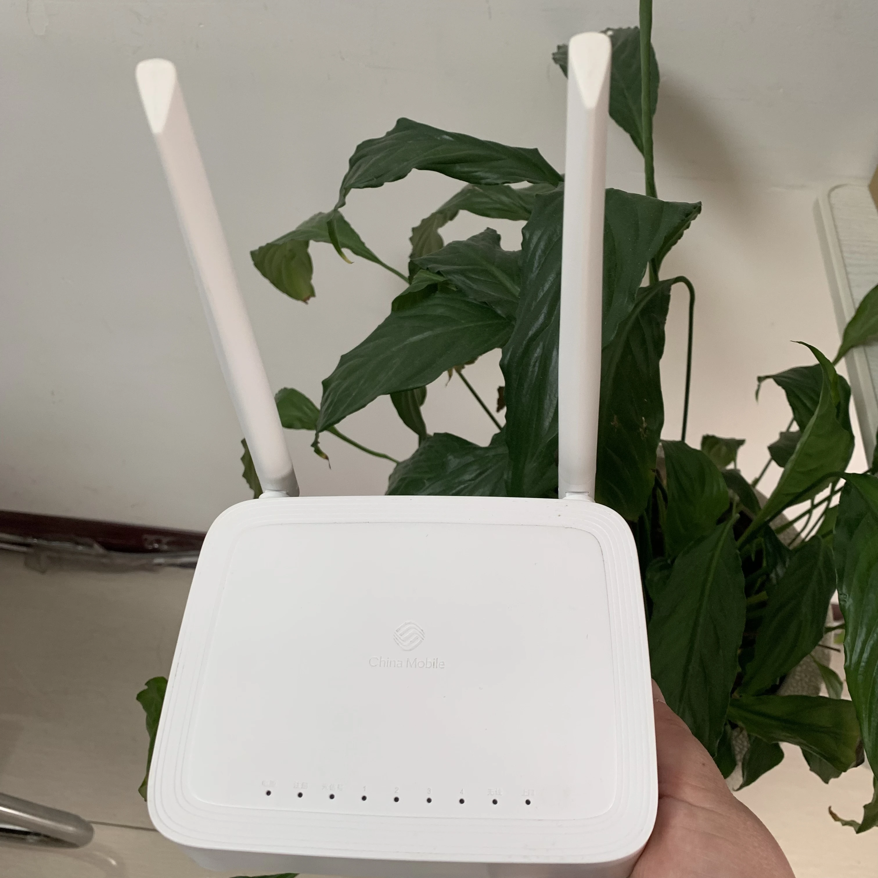 5G ONU GPON ONT GPON 4GE +2USB +2.4/5G WIFI AC Router Dual Band FTTH Modem Fiber Optic Second Hand Without Power