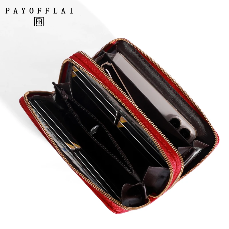 Женский длинный кошелек с вышивкой на подушке