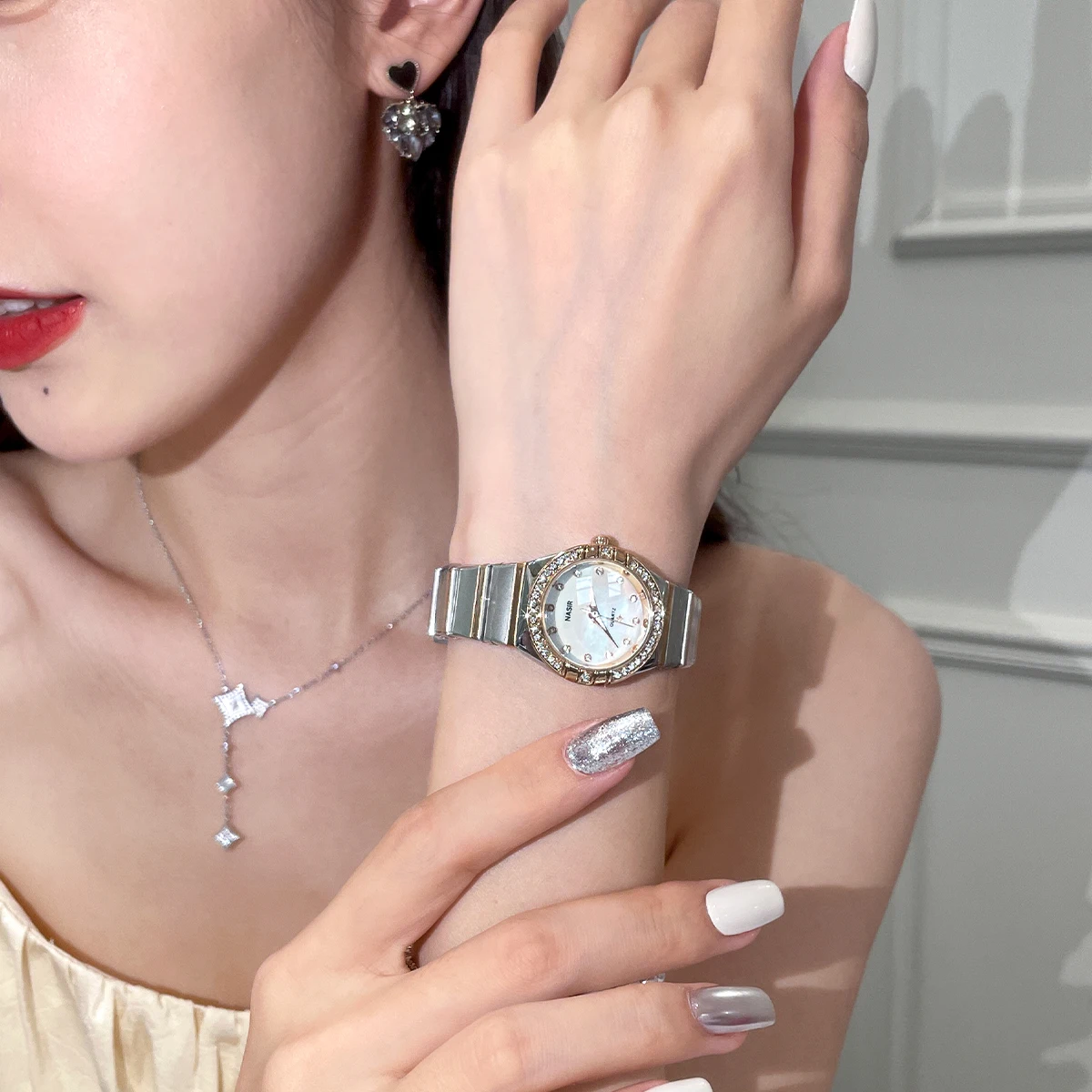 Новинка 2024 женские часы с созвездиями высококлассные Часы циферблатом полностью