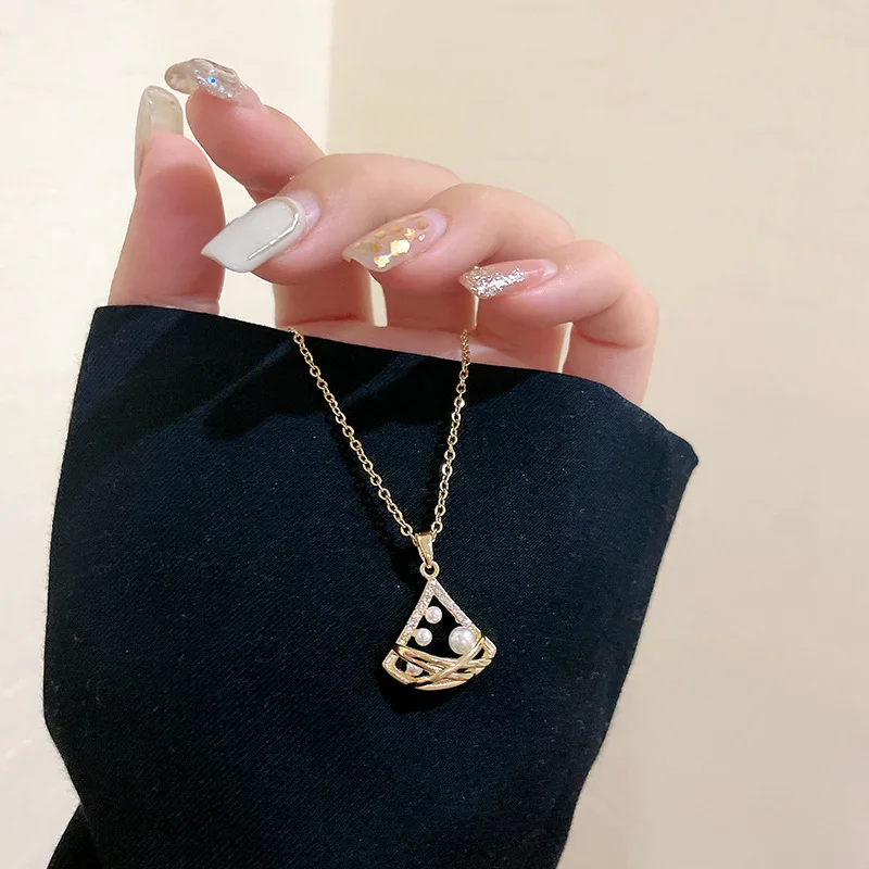 

KouCh Korean Style Triangle Pendant Necklace Fairy Office Lady Dailywear Stainless Steekl Collier Hole Wiith Natural Pearl Ball