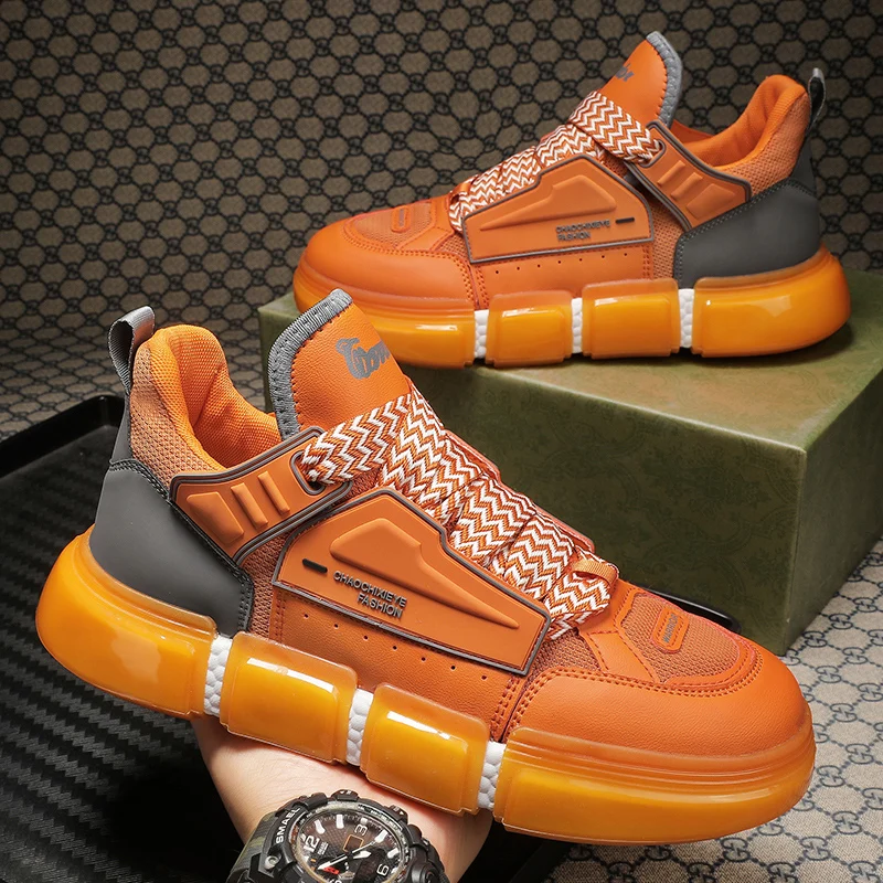 Brand Men Skateboarding Shoes Flat Man Sneakers Zapatos Hombre Autumn Male Sport Shoes Rubber Mens Luxury Shoes High Top Boots