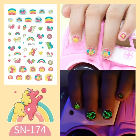 Светящиеся наклейки для ногтей с единорогом SN
