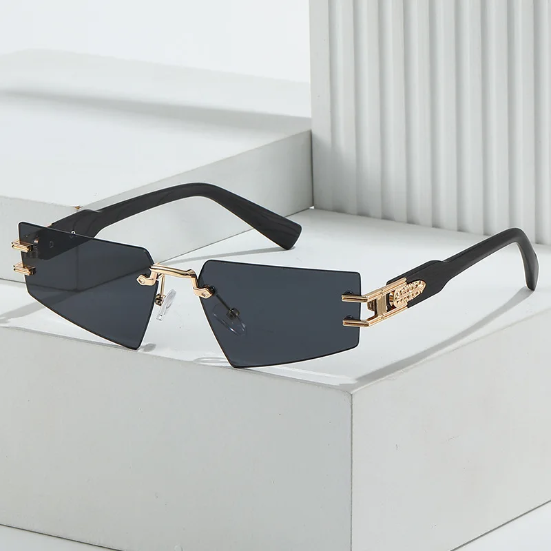 

Rimless Diamond Cut Frames For Men Luxury Design Sun Glasses High Quality Fashion Tea Gradient Triangular Sunglasses Women Uv400