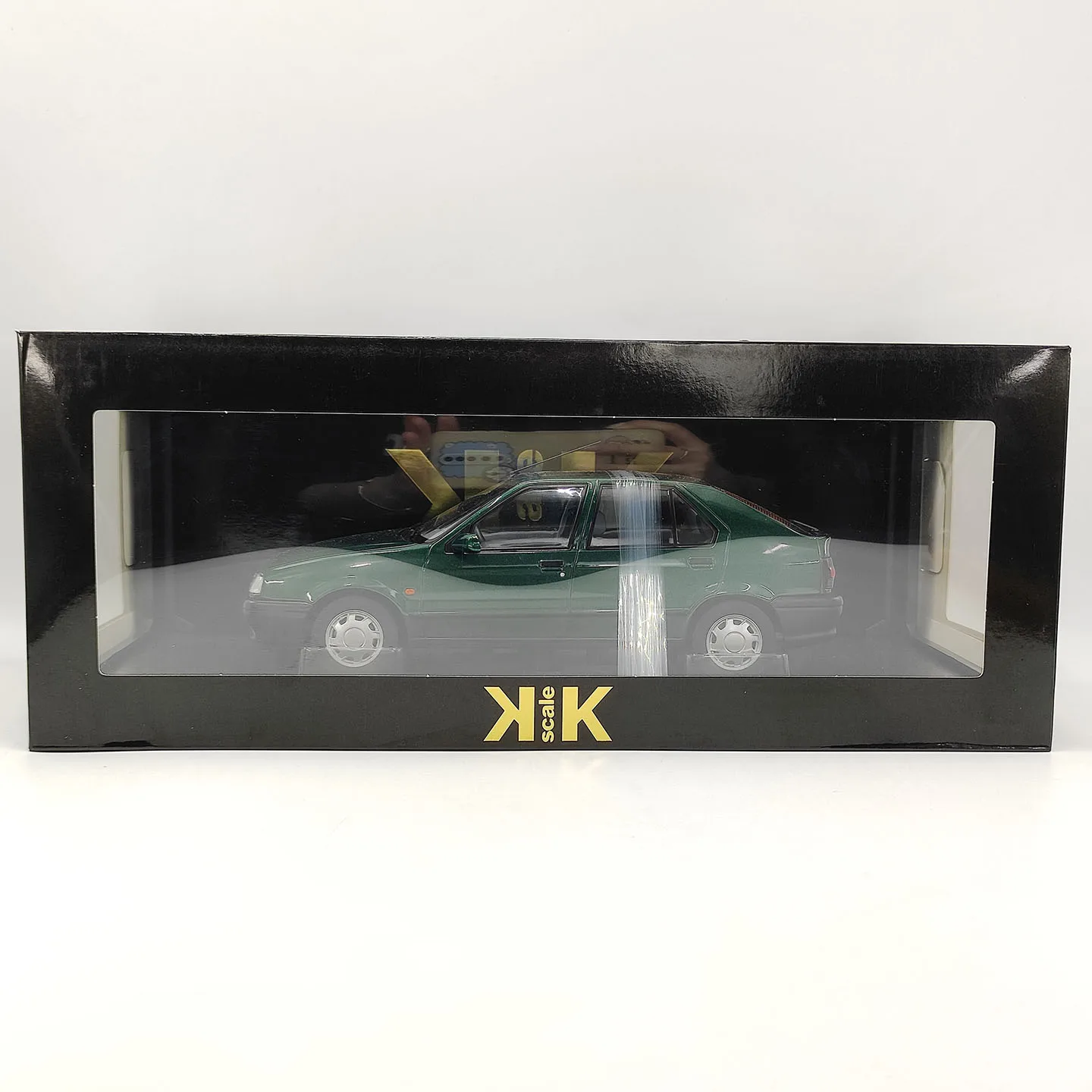 Масштабная модель автомобиля Diecast KK 1:18 Renault 19 Alfetta GT 1.6 1976 из сплава (art.: 3920da8e021e0) - 3920da8e021e0