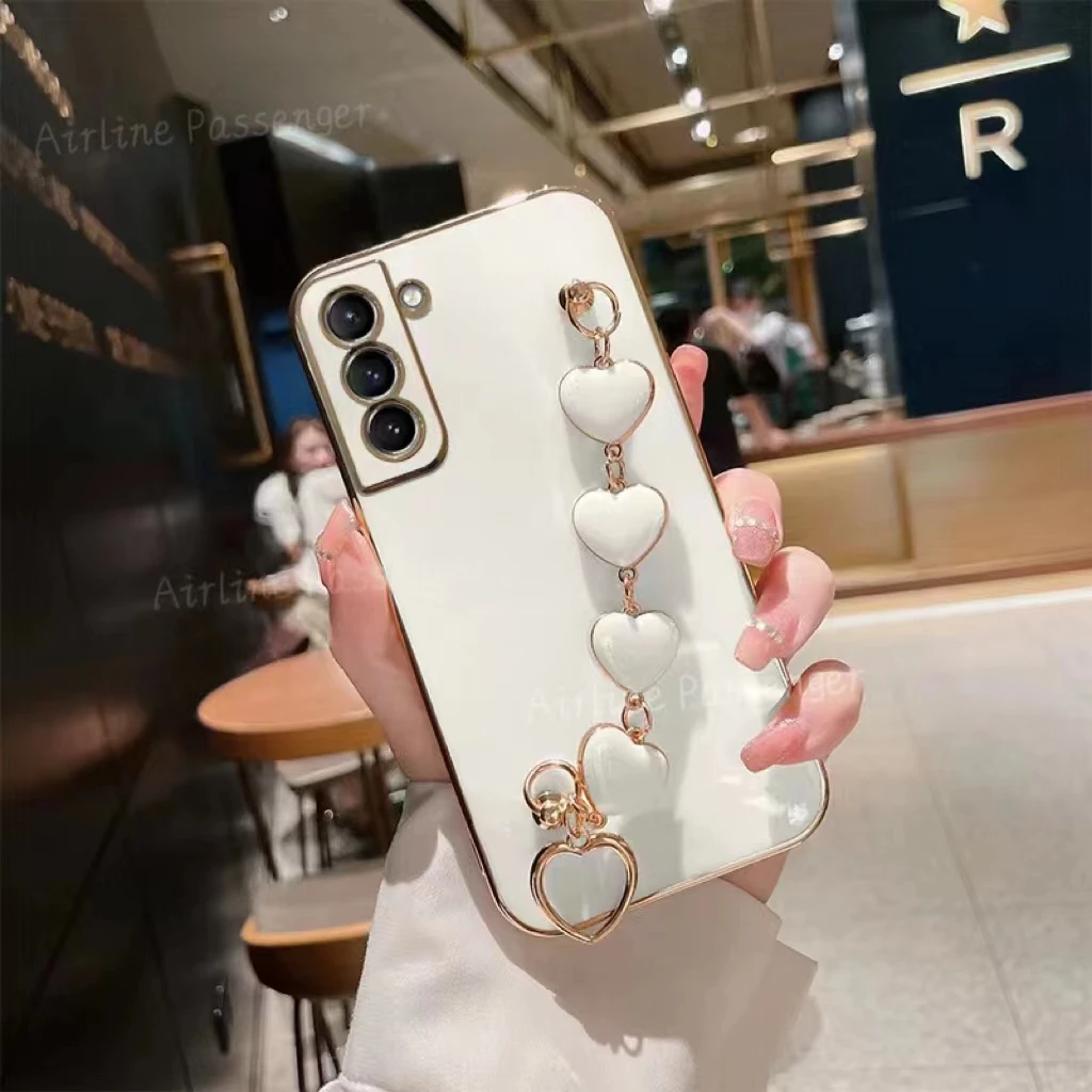Fashion Plating Love Heart Bracelet Chain Case For Samsung Galaxy A13 A32 A52 A72 A23 A33 A31 A11 A51 A21S Shockproof Case Cover