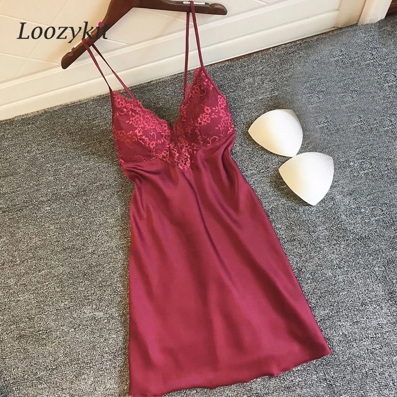 

Women Sexy Silk Satin Night Dress Sleeveless Nighties V-neck Nightgown Nightdress Lace Sleepwear Nightwear For Women Plus Size