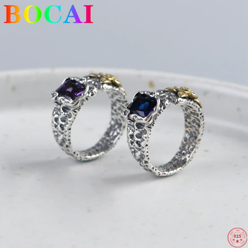 

Женское кольцо из серебра 2022 пробы с фианитами