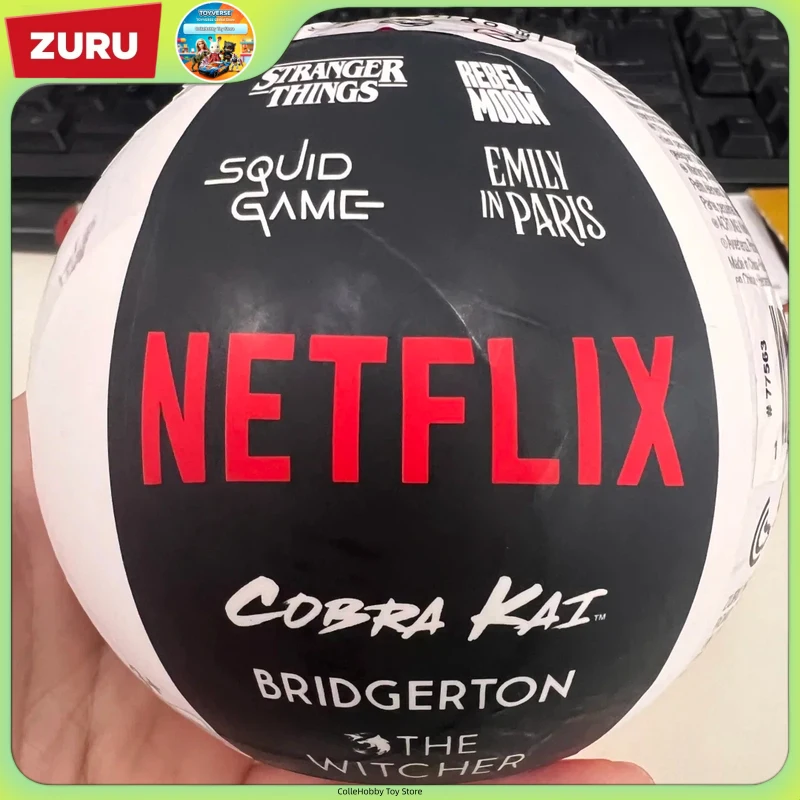 Фото Коллекционная миниатюрная фигурка Zuru Mini Brands из серии Netflix: сцена из фильма, капсульная коробка-сюрприз, настольное украшение, подарок для хобби №1