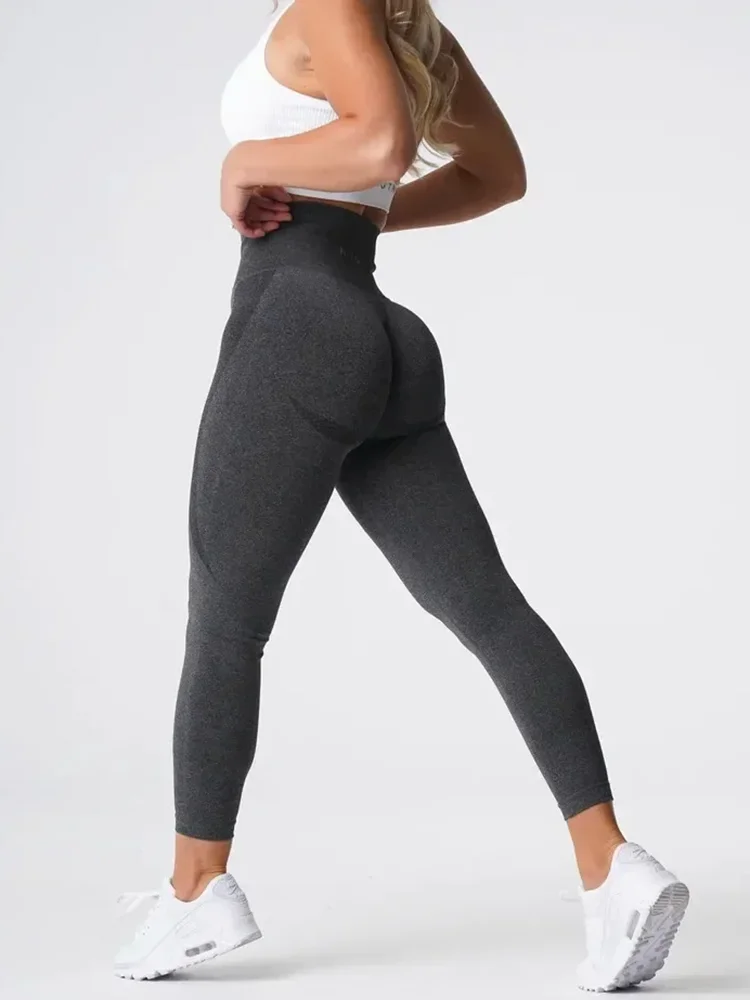 Бесшовные женские леггинсы для фитнеса с эффектом изгиба