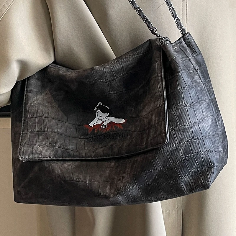 

Women's Black Flap Shoulder Bag Retro Crocodile Pattern Pu Leather Female Large Handbag Ladies Metal Chain Unique Commuter Bags