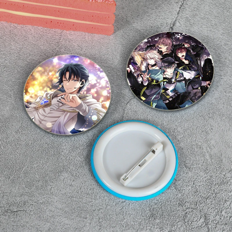 Фото Anime IDOLiSH7 Badge Izumi Iori IZUMI MITSUKI Nikaido Yamato Yotsuba Tamaki Pins Cartoon Badge Backpack Hat Jewelry Accessories №4