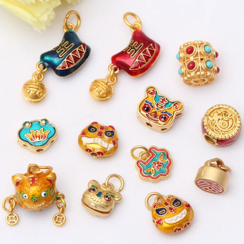 

Ancient Rhyme Gilt Enamel Classic Elements Sense of Luxury Handmade Beaded DIY Cartoon Tiger Dripping Oil Lotus Small Pendant