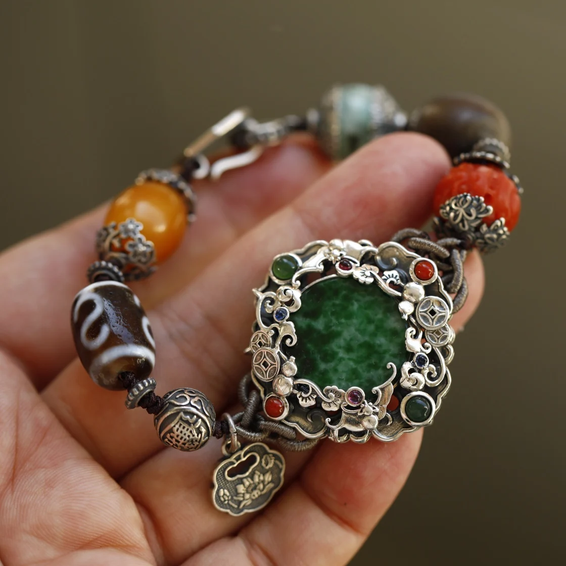 

Multiple Gem Bracelet S925 Silver Inlaid Emerald Southern Red Aquilaria Wooden Agate Dzi Amber Pulseras Man Woman Jewelry Femme