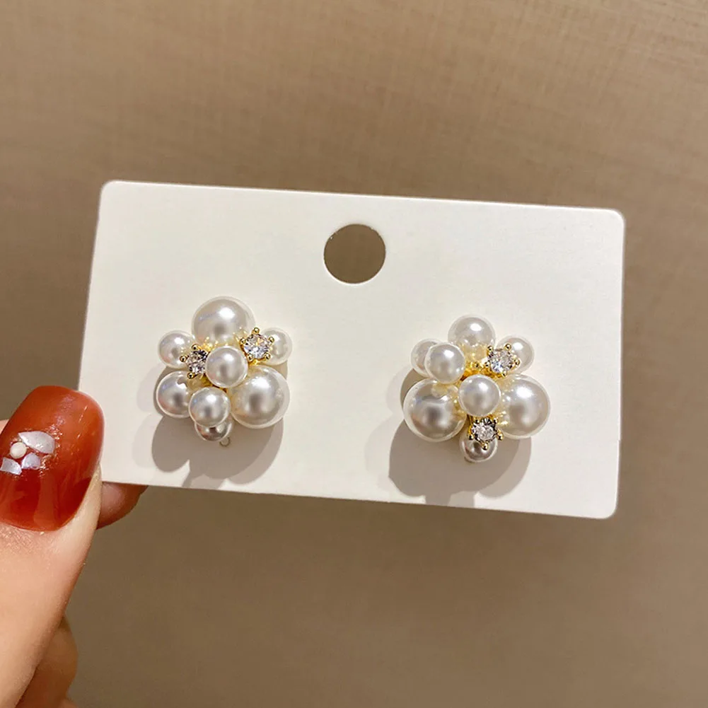 

Korean Style Crystal Flower Imitation Pearl Stud Earrings For Women Girls Sweet Statement Flower Earring Party Jewelry Gifts
