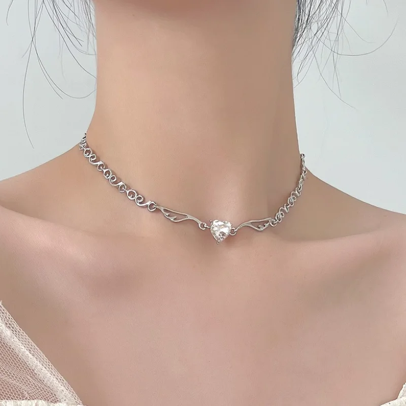 Женское колье с подвеской ангельские крылья