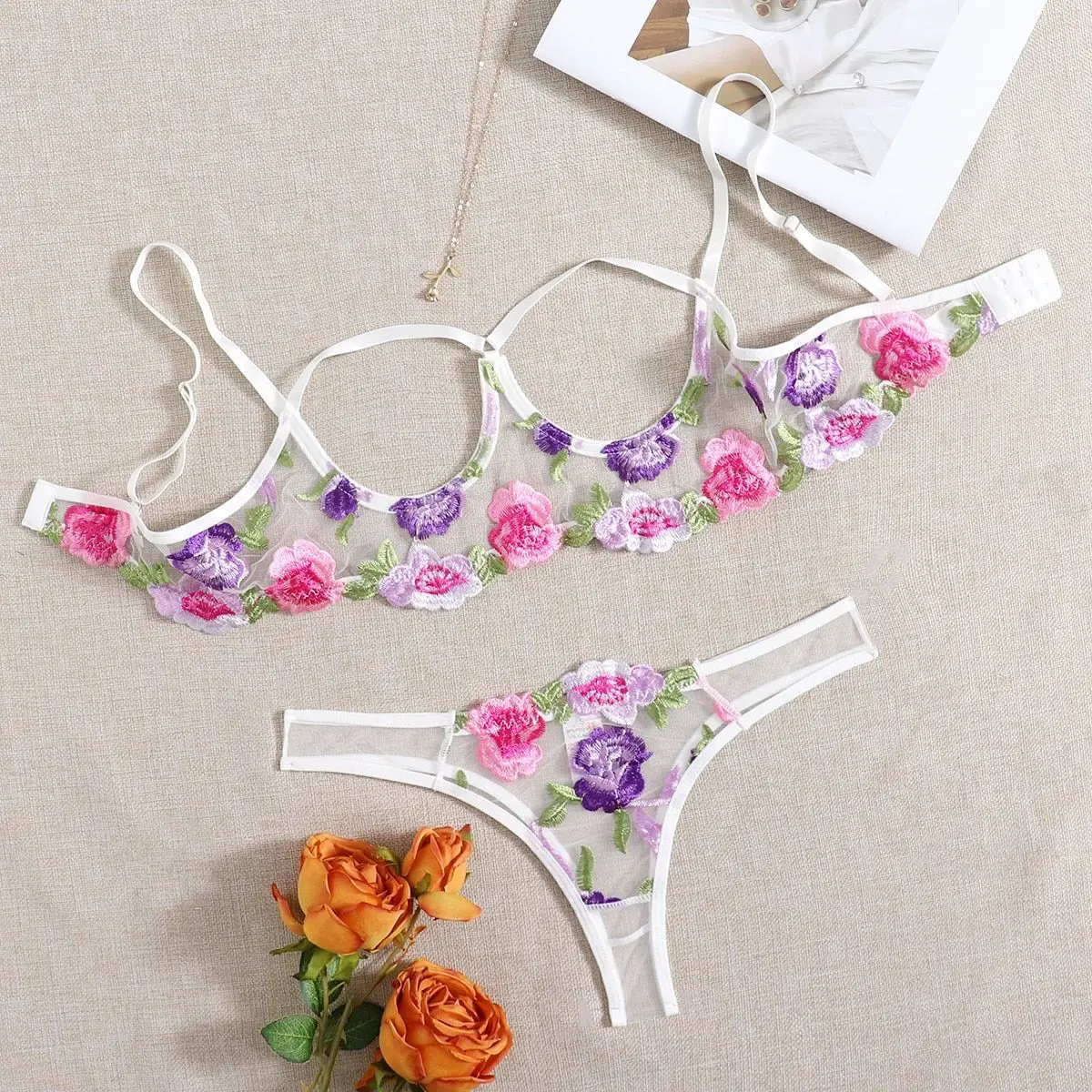 

Sexy Lace Lingerie Set for Woman Mesh Hollow Out Underwear Lady Sensual See Through Open Nipple Bra and Crotchless Briefs 2pcs