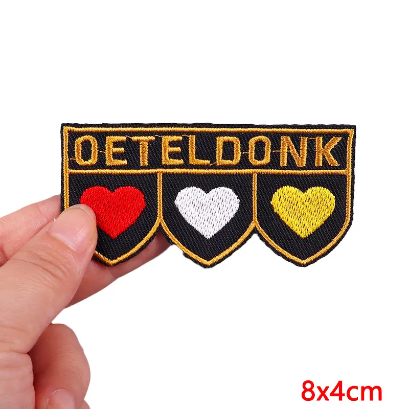 Металлические нашивки с эмблемой Нэредиленда