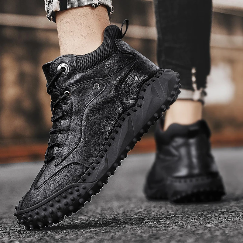 2022 New Fall Winter Men's Golf Shoes Classic Nail free Comfort Golf Training Sneakers Men's Lawn Non slip Golf Sneakers