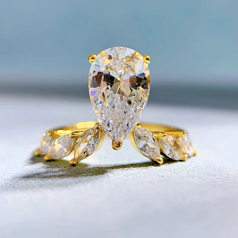

Jewelry 2023 New 925 Silver Imported High Carbon Diamond Pear Shaped 7 * 11 Ring with Feminine Style and Versatile Style