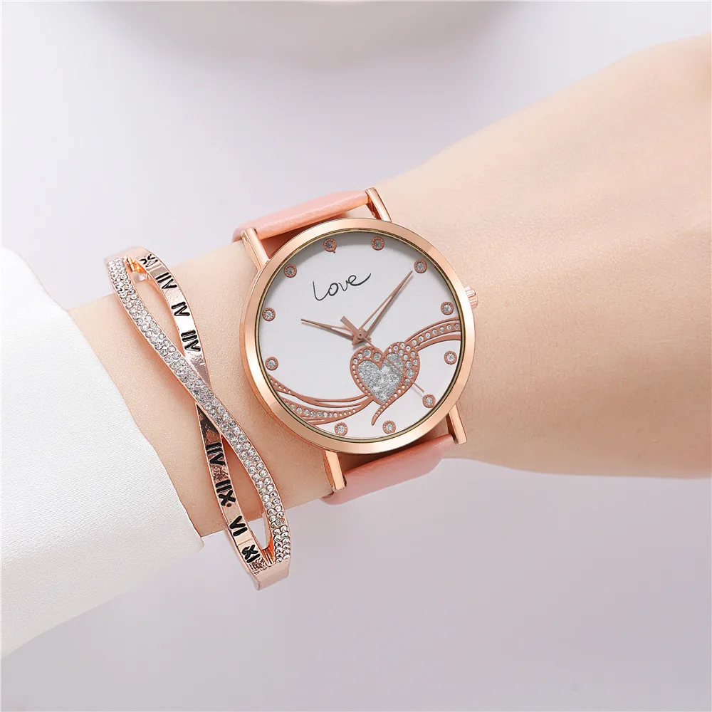 Fashion 2023 Women's Brands Quartz Watches Simple Crystal Heart shape Love Design Ladies Watches Black Leather Luxury Gift Clock