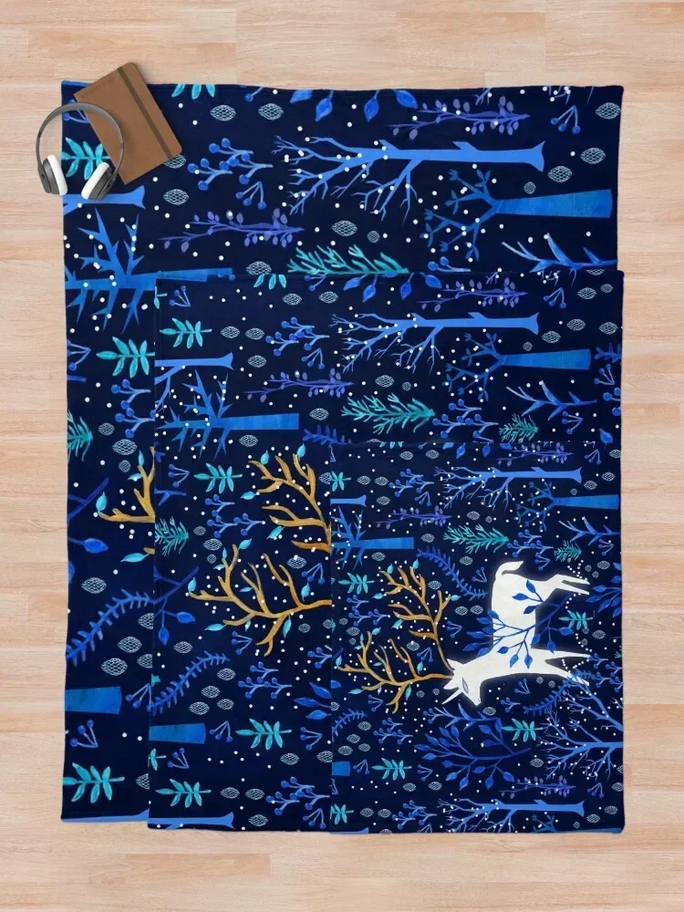 Одеяло с изображением оленя в синем цвете покрывала на кровать термоодеяла для