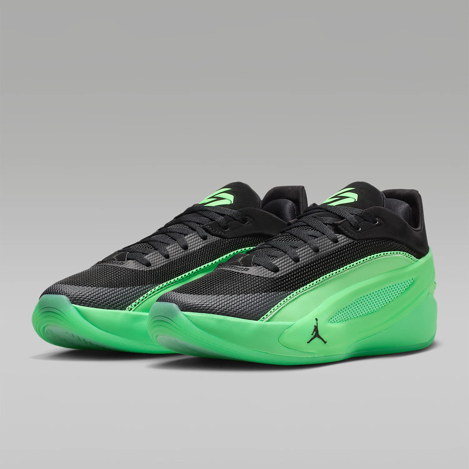 Фото Мужские баскетбольные кроссовки Nike Authentic JORDAN средней высоты с застежкой на шнуровке, износостойкие, амортизирующие, модель HV8087-302 №1