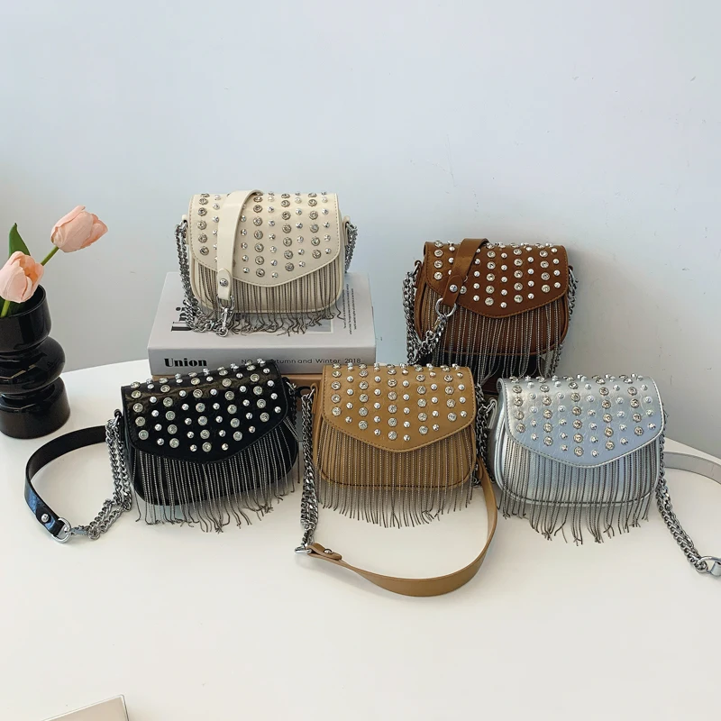 Модная красная женская сумка через плечо Setchaya с подушкой безопасности и цепочкой