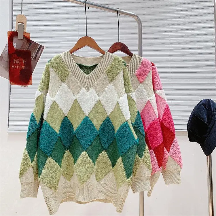 

2022 New Winter Women's Lazy Style Geometric Diamond V-neck Sweater Top Female