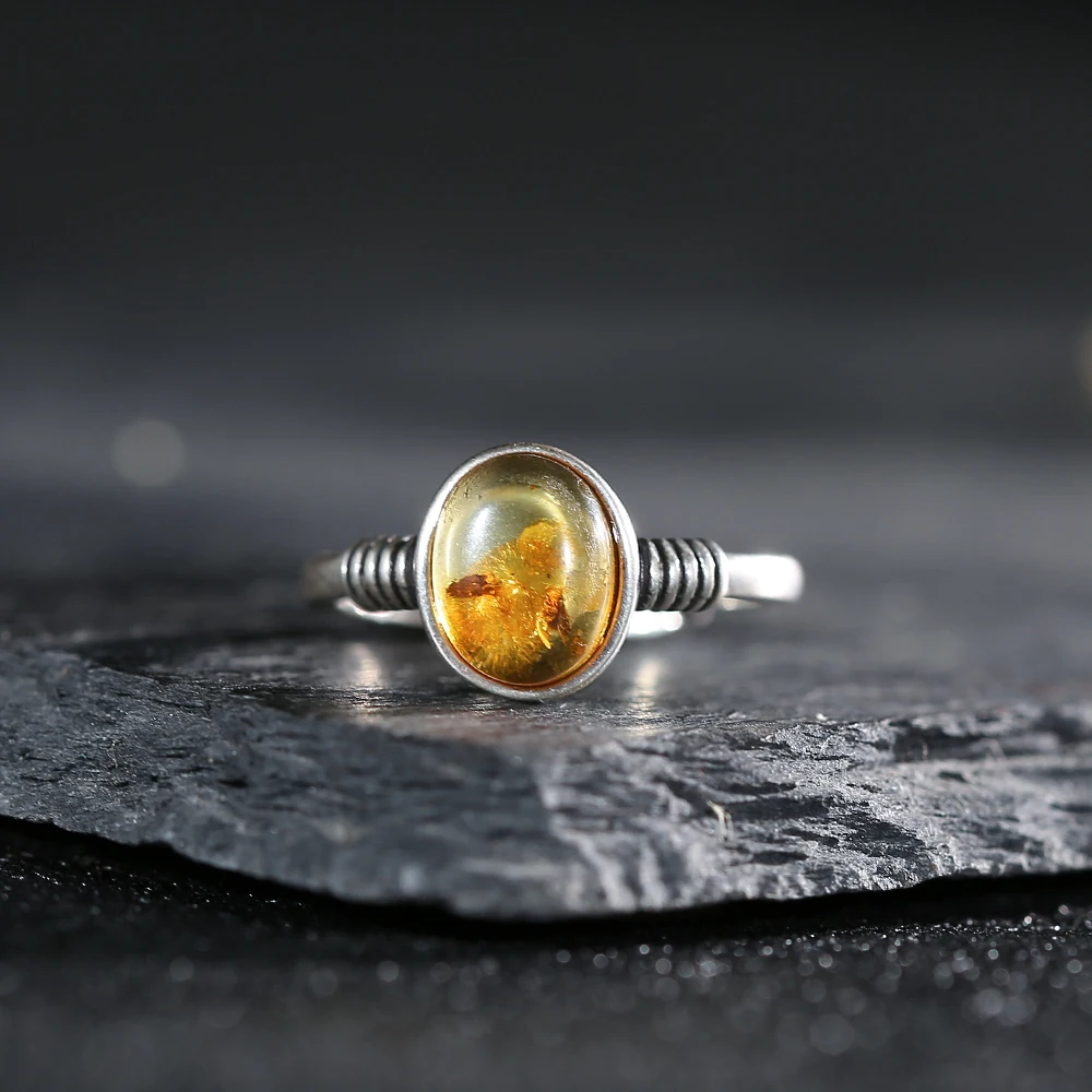 Упрощенное кольцо из стерлингового серебра 925 пробы натурального янтаря с