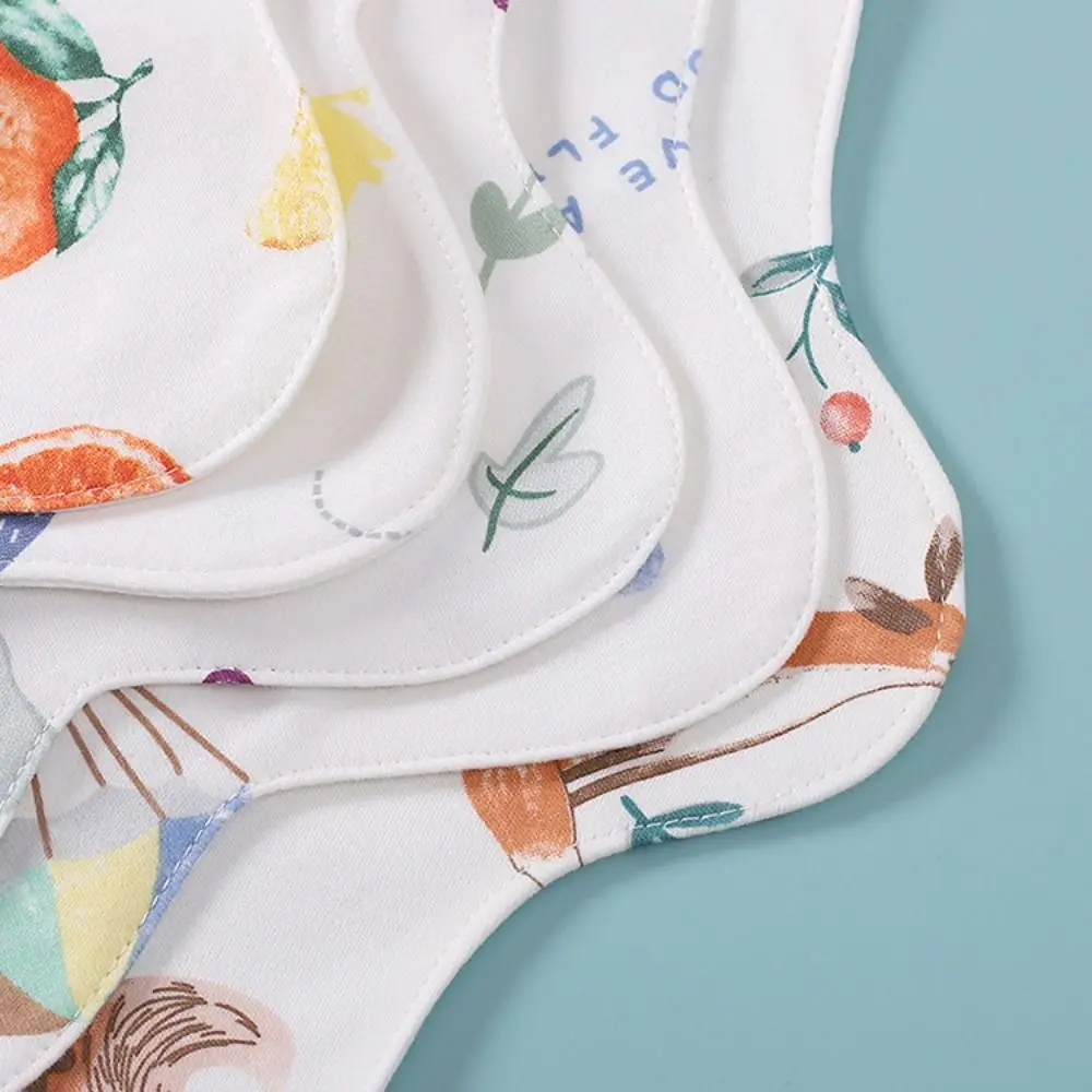 Рисунок 3 - Нагрудники для новорожденных