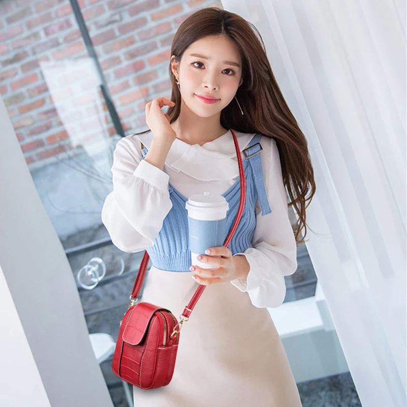 Women's Bag 2023 Trend Handbags Women Small Shoulder Messenger Bags Mobile Pouch Purse Clutch Luxury Designer Phone Purse Wallet