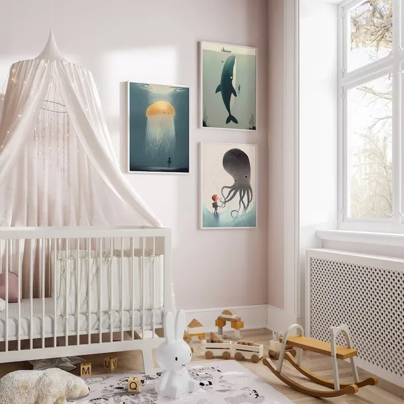 Абстрактный и минималистичный постер с иллюстрацией морской рыбы Кит осьминог