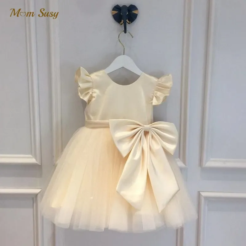 

Baby Girl Princess Pearl Beading Satin Dress Fly Sleeve Child Vintage Big Bow Vestido Party Pageant Birthday Frocks 1-14Y