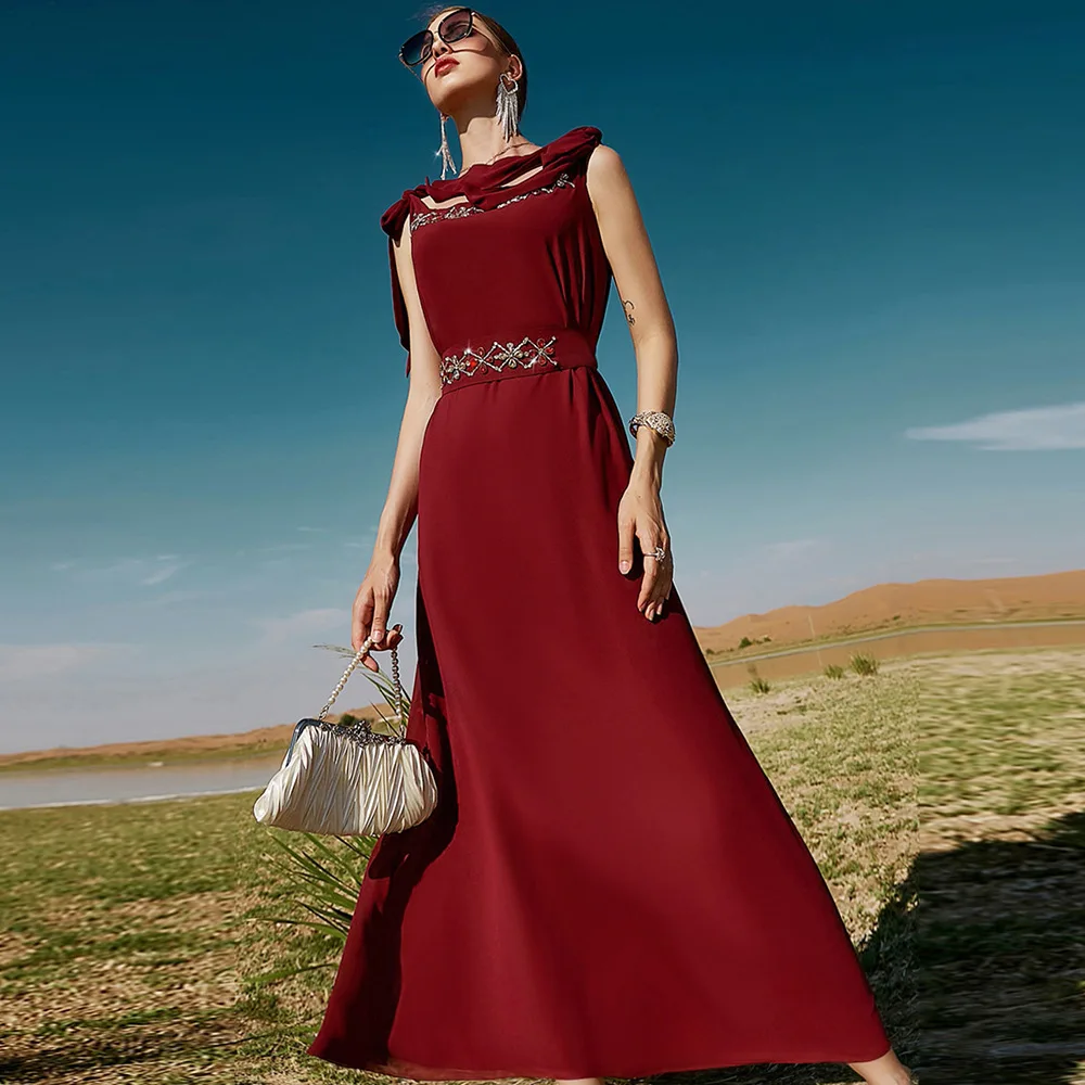 New European and American dark red sleeveless lace-up dress Dubai dress with diamonds travel fashionable Muslim women's dress