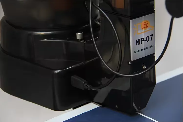 Машина для подачи мячей настольного тенниса HuiPang полностью автоматическая