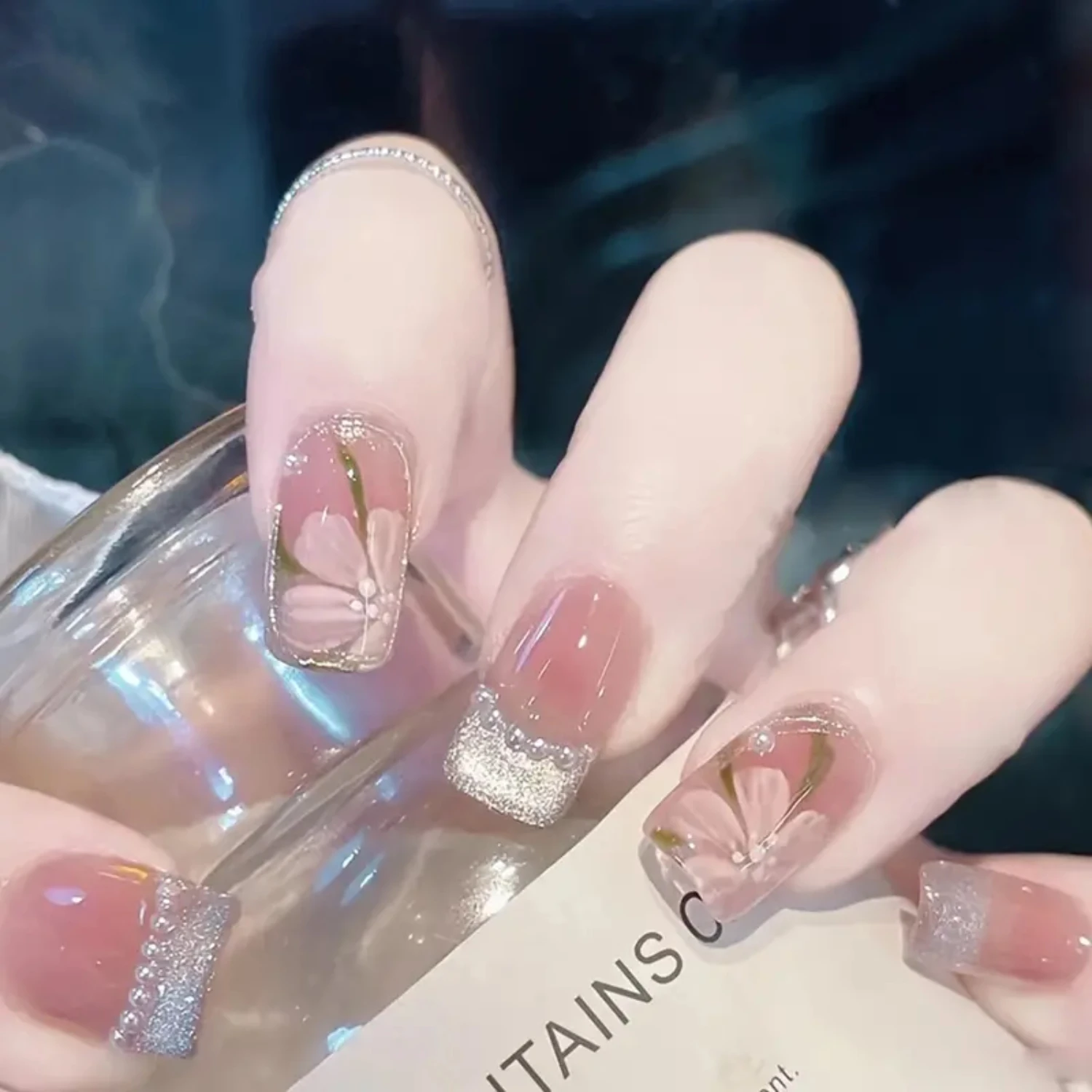 Потрясающий маникюрный набор сделай сам — красивые накладные ногти с 24