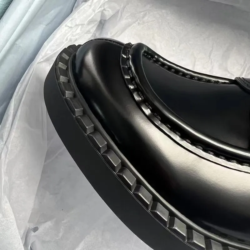 Luxury single platform shoes moccasins female leather Spring and Summer one step thick heel black british small leather shoes