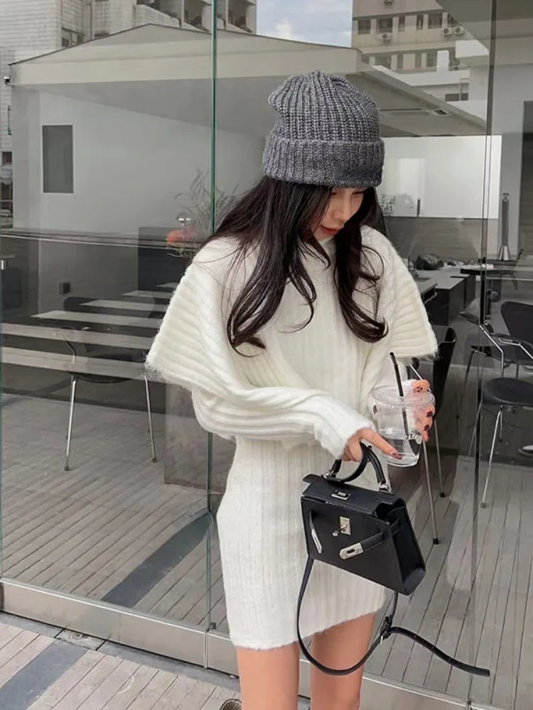 Женский трикотажный свитер с длинным рукавом и круглым вырезом